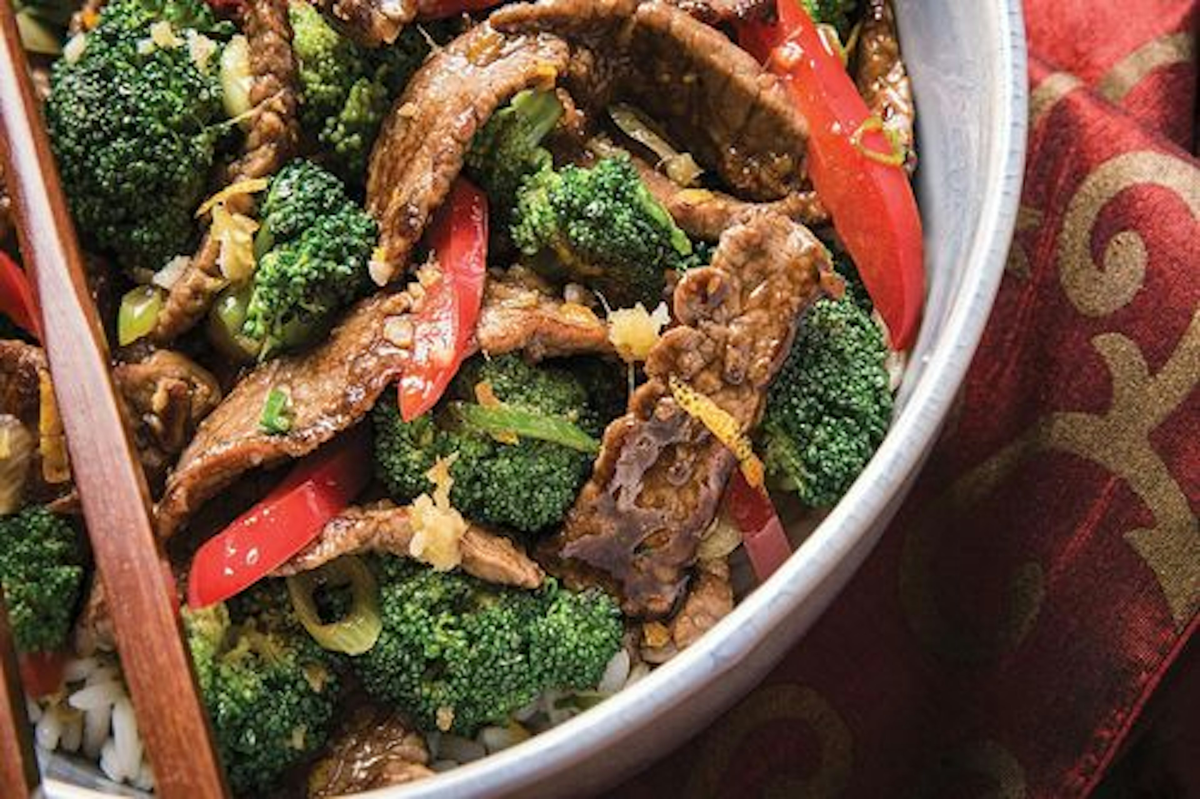 Orange Beef with Broccoli Stir-Fry