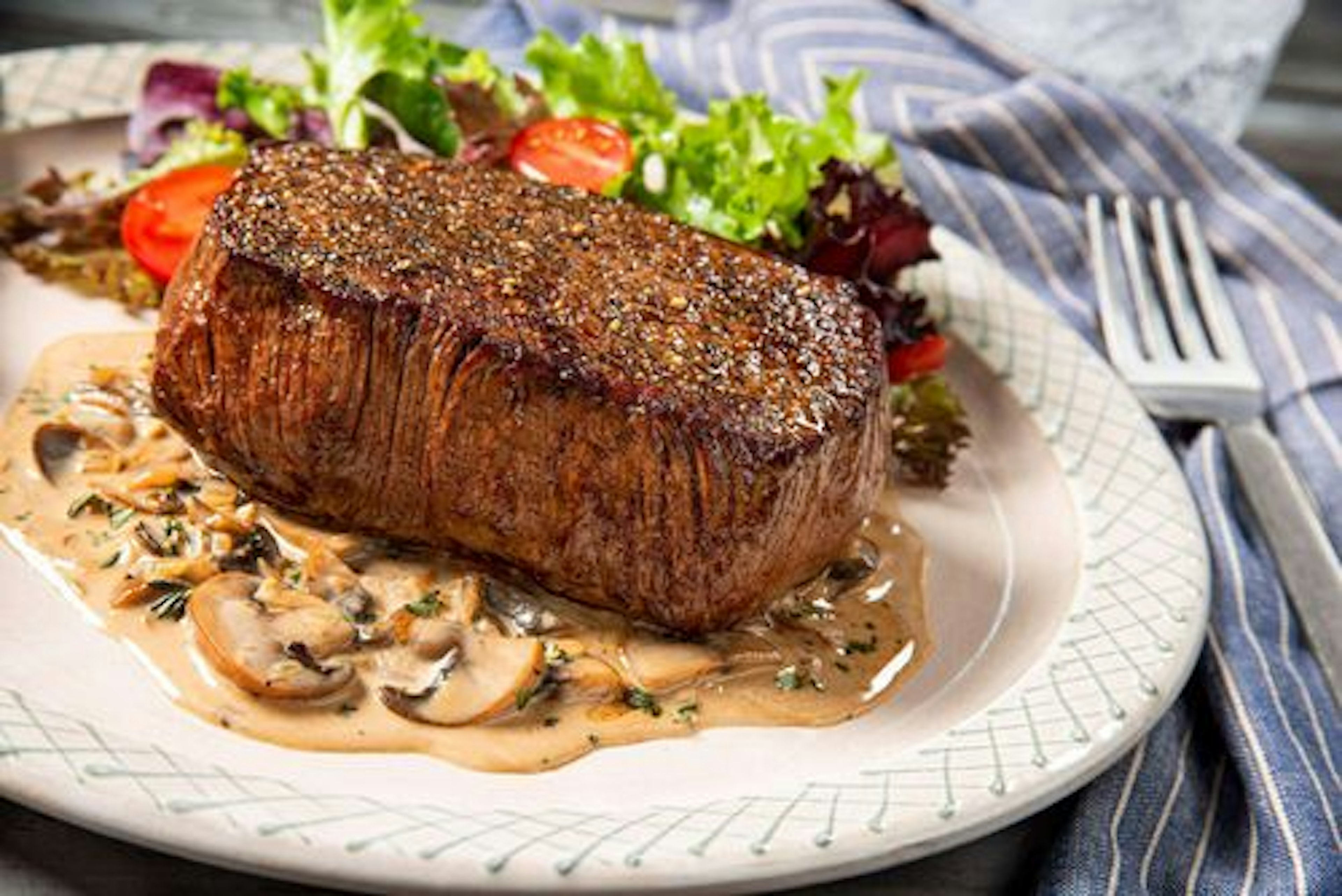 Seared Sirloin Steak with Mushroom Cream Sauce