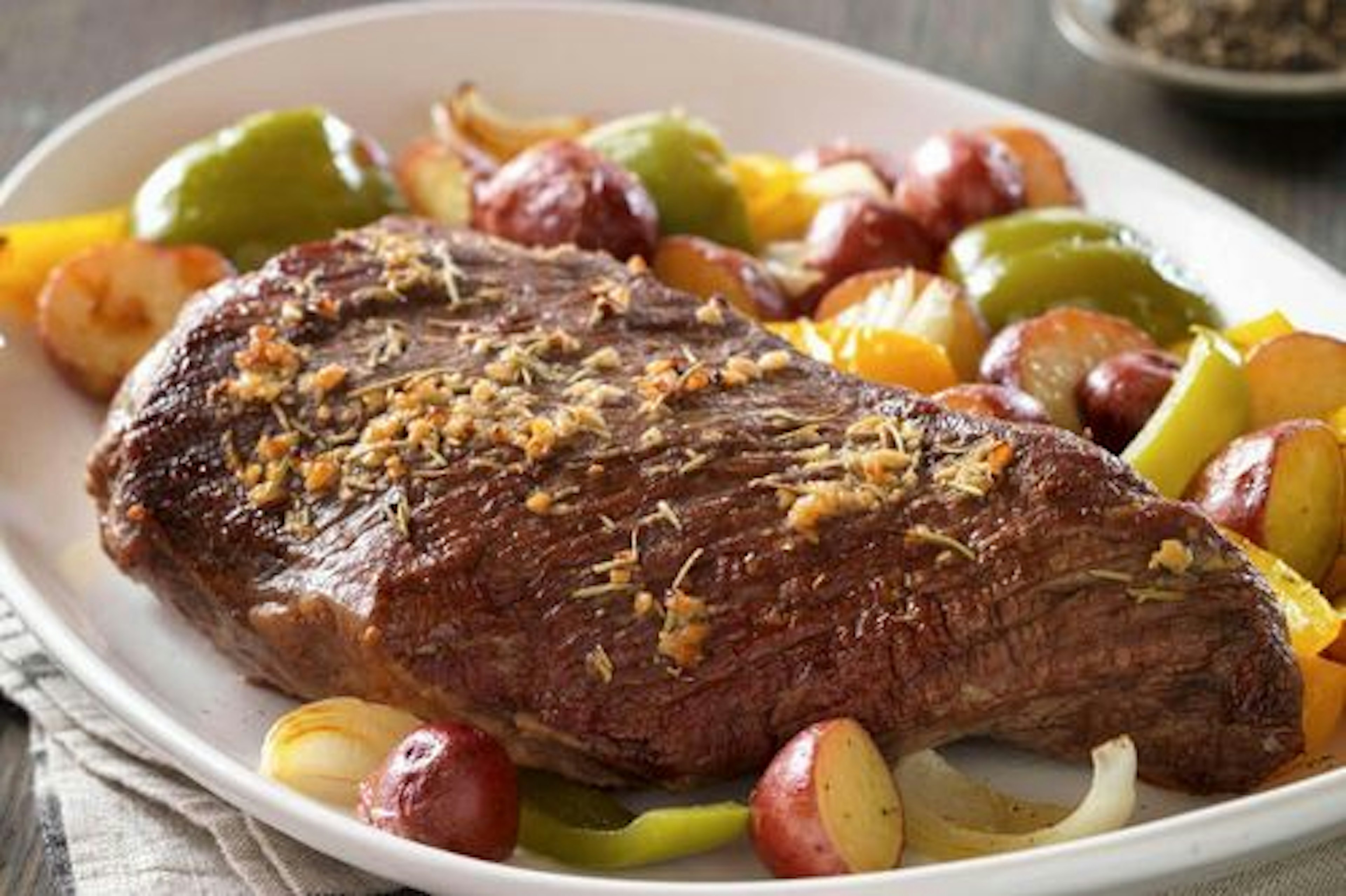 Tri-Tip Roast with Rosemary-Garlic Vegetables